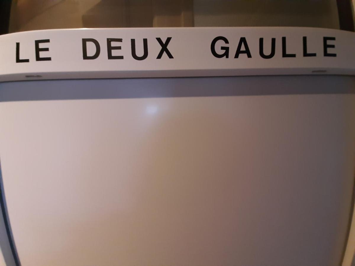 Le Deux Gaulle Apartment Le Mele-sur-Sarthe Ngoại thất bức ảnh